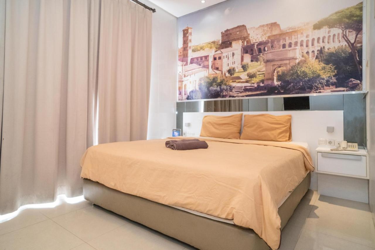 Reddoorz At Tirta Mansion Paramount Gading Cicayur Екстер'єр фото