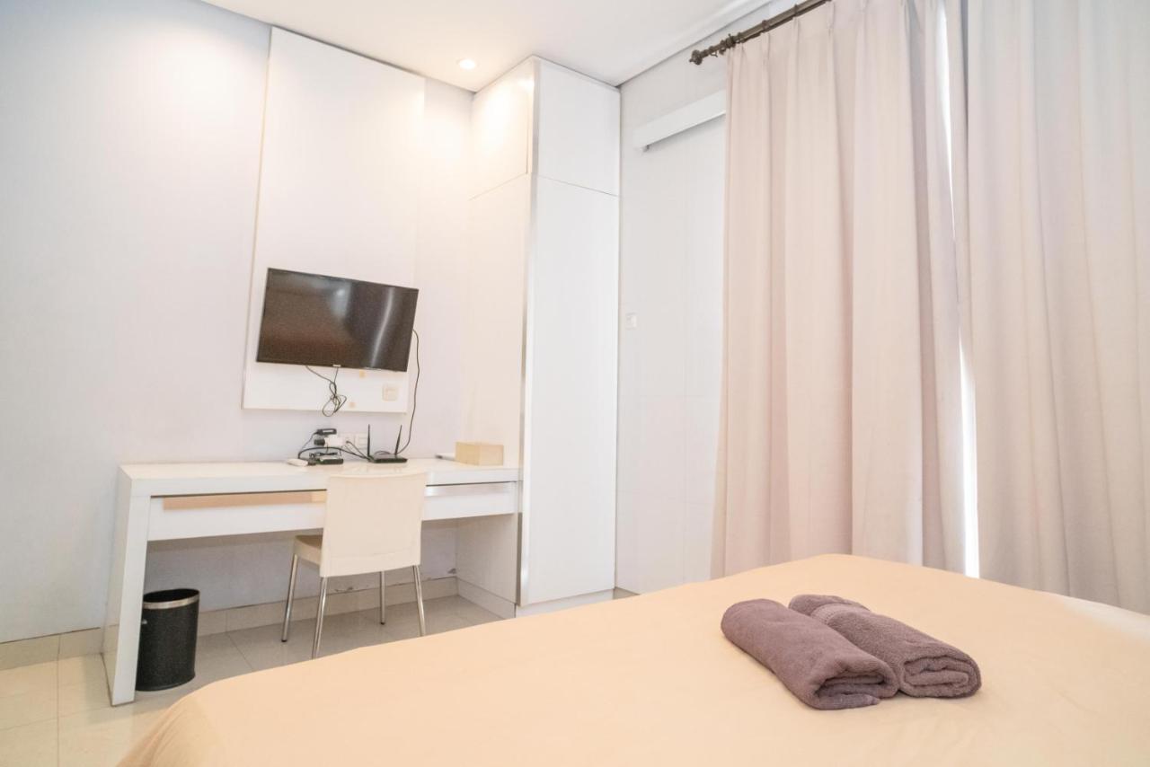 Reddoorz At Tirta Mansion Paramount Gading Cicayur Екстер'єр фото